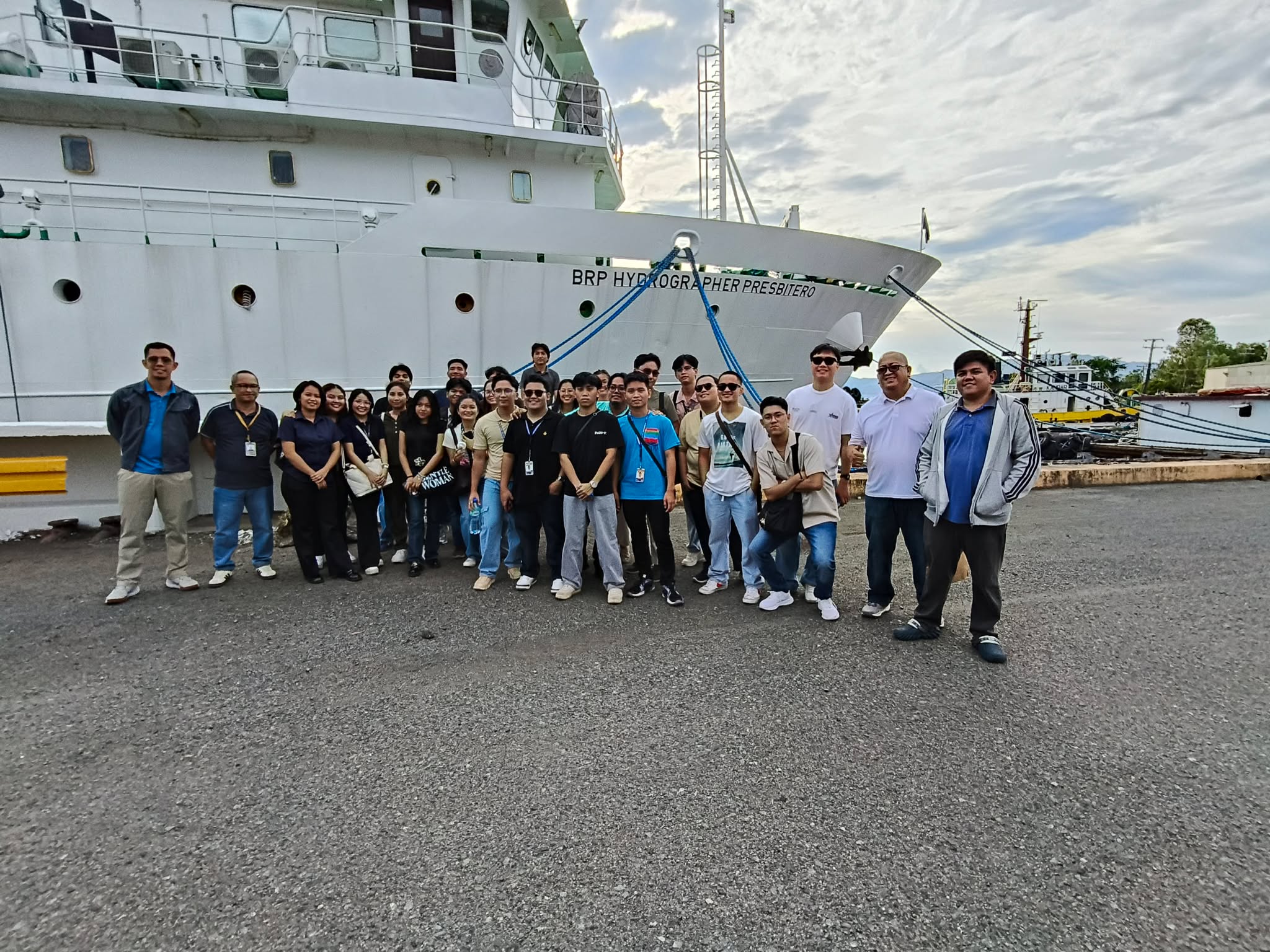 BRP Hydrographer Presbitero